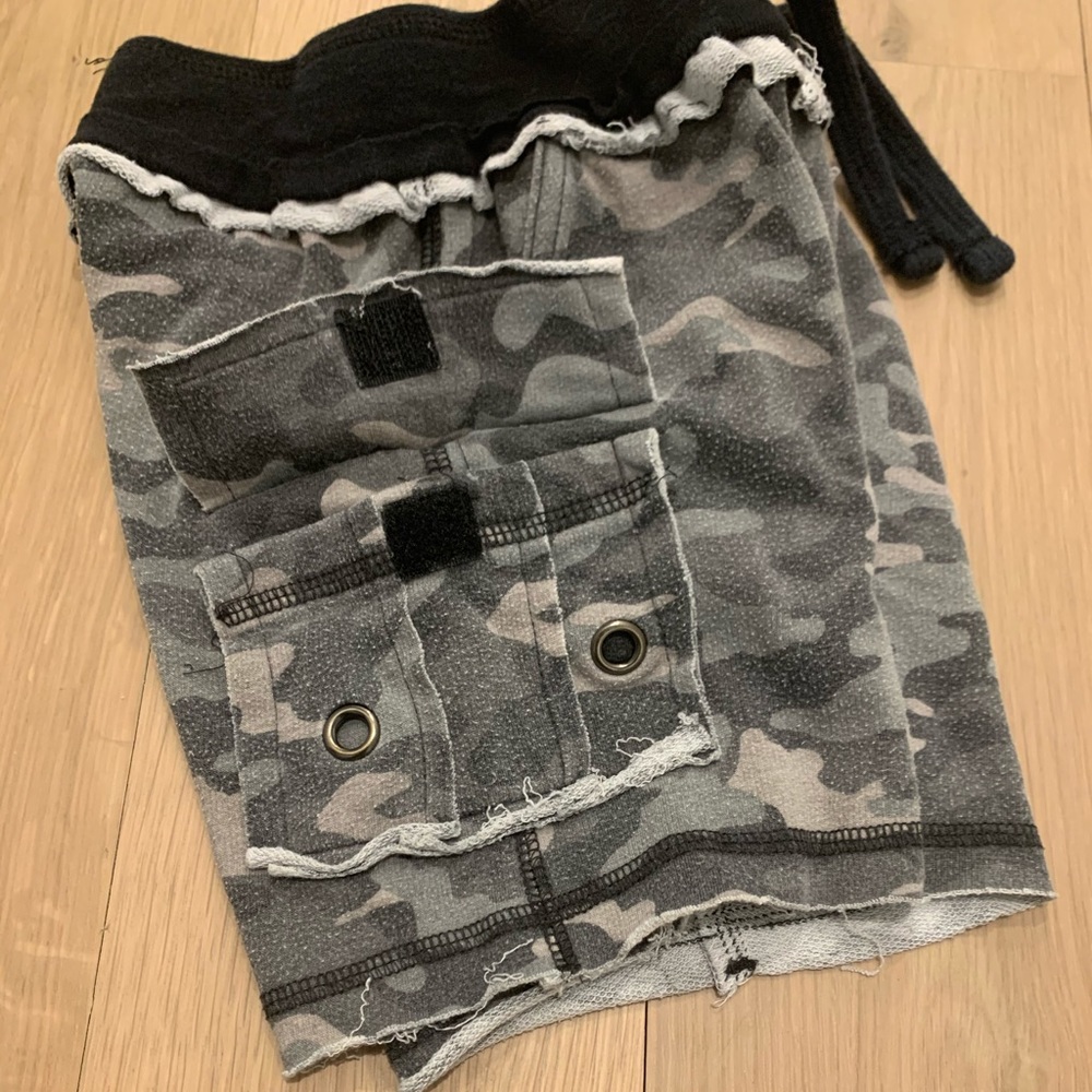 2 Mish Boys Toddler Kids Cargo Shorts Camo Gray 3T - Picture 6 of 16